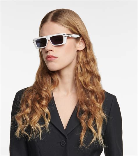 christian dior sonnenbrille weiß|DiorSignature S2U Rechteckige Sonnenbrille in Weiß .